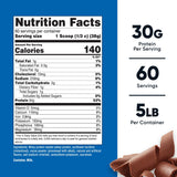 Envase Nutricost Proteína de suero aislada, listo para medir con la cuchara incluida.