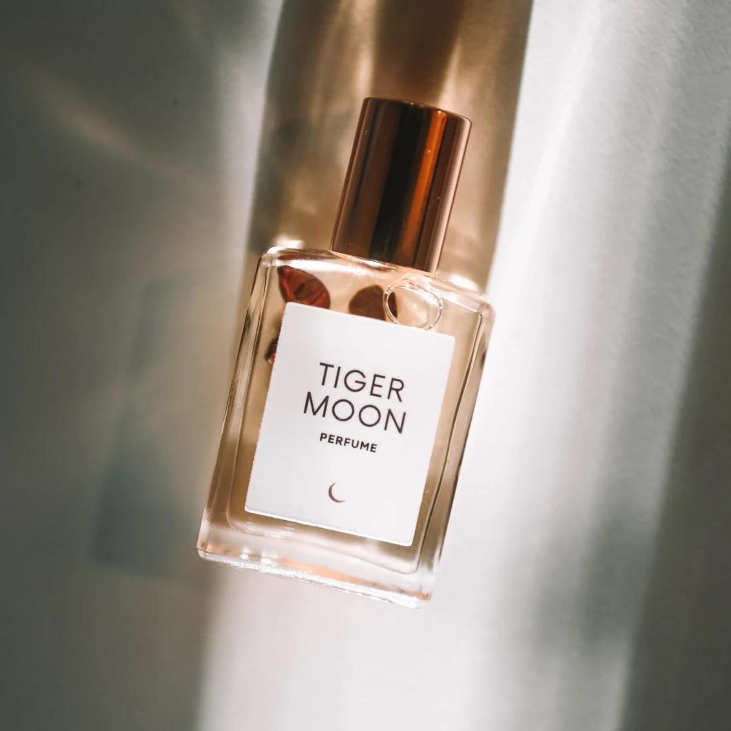 Olivine Atelier Luna del Tigre, botella para perfumar suavemente durante todo el día