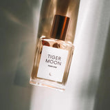 Olivine Atelier Luna del Tigre, botella para perfumar suavemente durante todo el día
