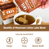 Preparación de latte con OM MUSHROOM SUPERFOOD, lista en segundos.