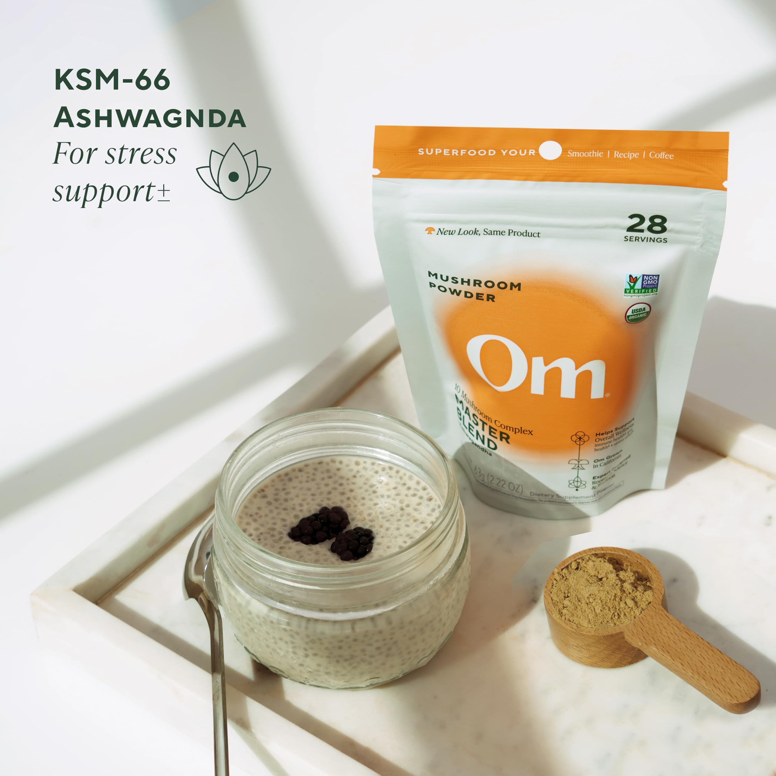 OM MUSHROOMS Master Blend en batidos, nutrición rápida y práctica.