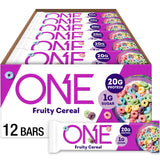 Barra de proteína ONE Cereal Frutado en empaque; snack práctico para llevar.