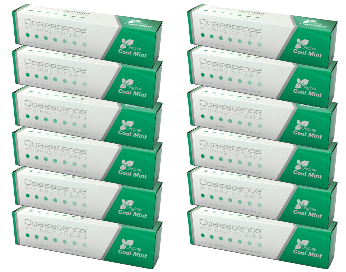 Opalescence pasta dental blanqueadora en tubo para limpieza suave.