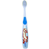 Oral-B Bebé Pooh, tamaño mini para bocas pequeñas.