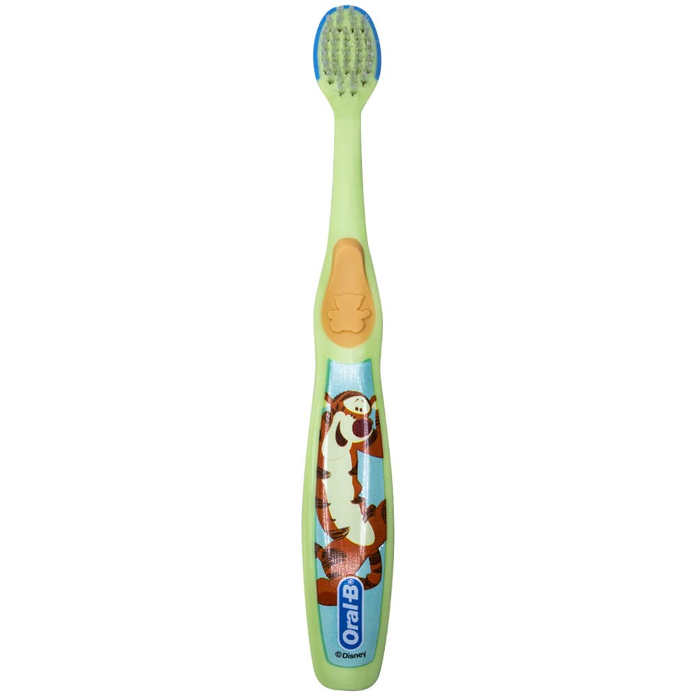 Oral-B Baby primeros dientes con diseño suave y cómodo