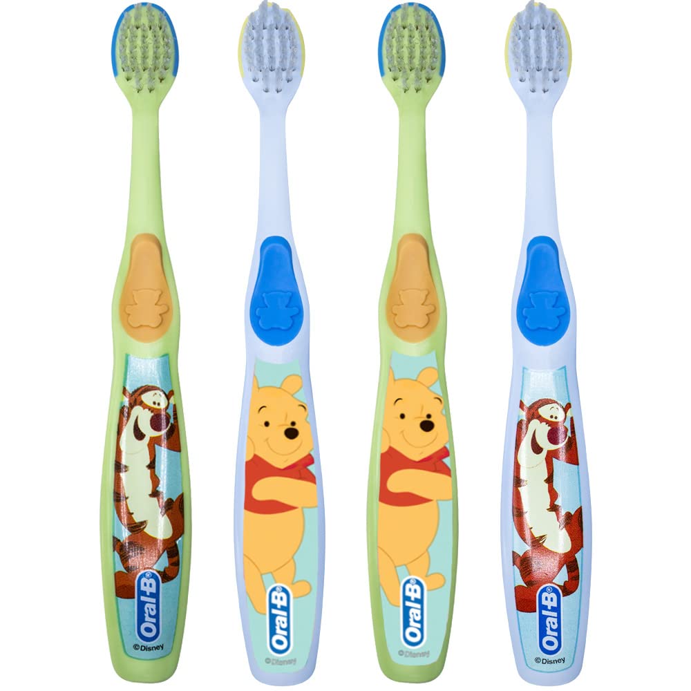 Oral-B cepillo bebé Pooh: cabeza acolchada para protección de encías