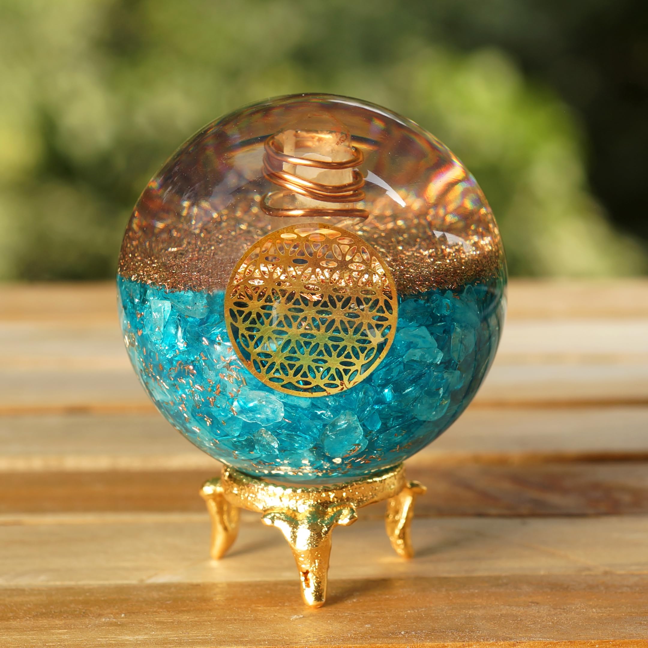 Orgonite Crystal enfoque en purificación ambiental para espacio limpio.