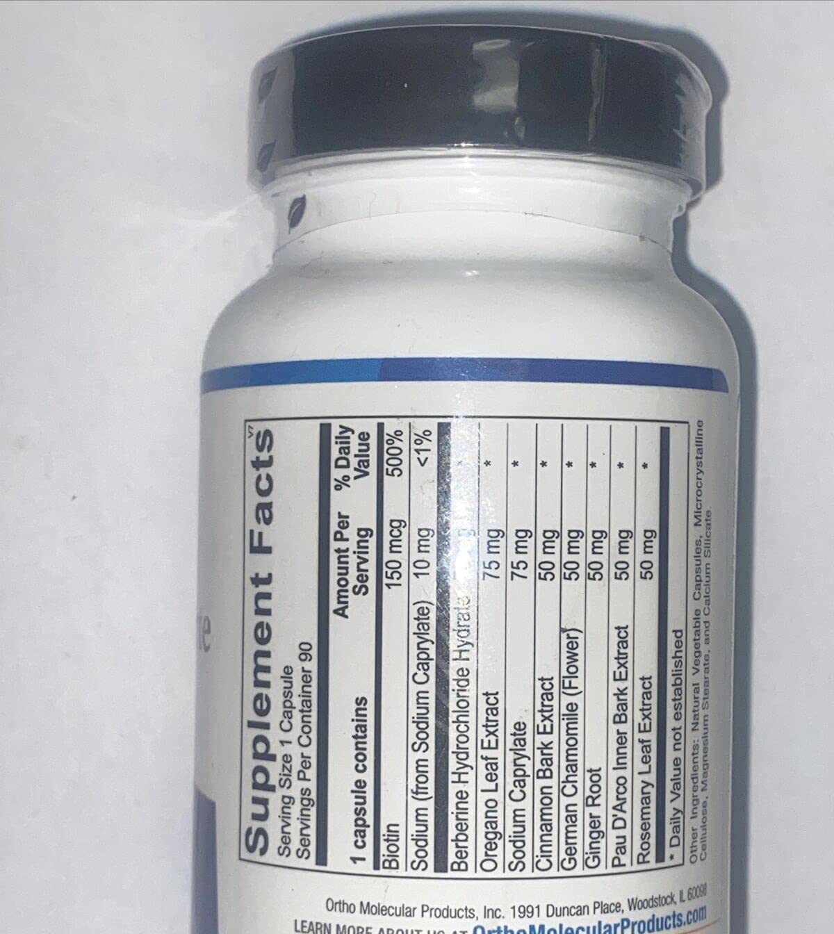 Ortho Molecular 5A Candicid Forte: cápsulas de colores para apoyo suave de la flora intestinal.