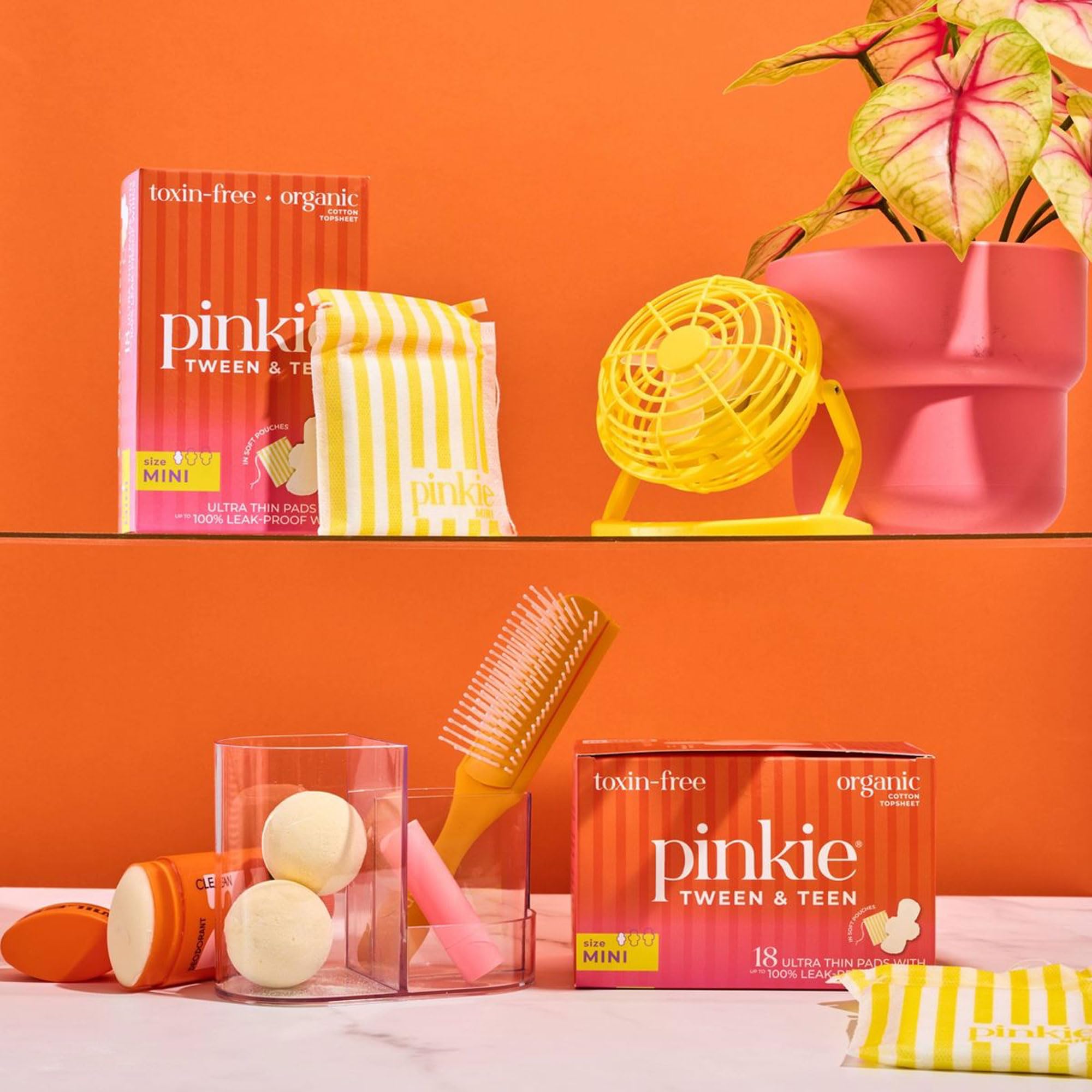 Pinkie Period Mini: alas fuertes para protección durante el día escolar