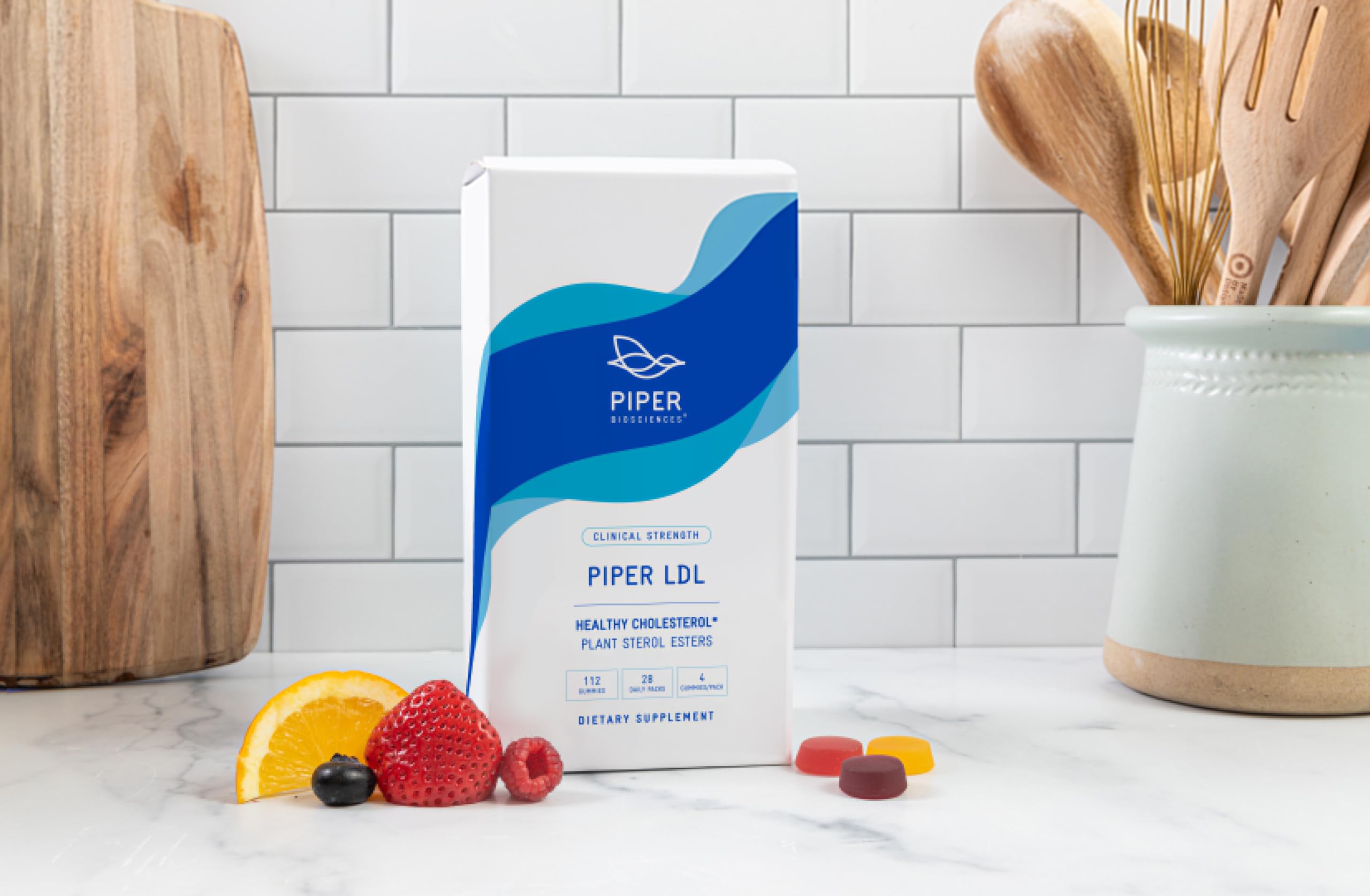 Detalle de empaque de Piper Biosciences con 112 gomitas totales.