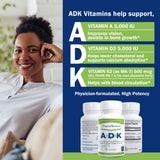Power By Naturals ADK etiqueta frontal, información clara sobre vitaminas A, D y K.