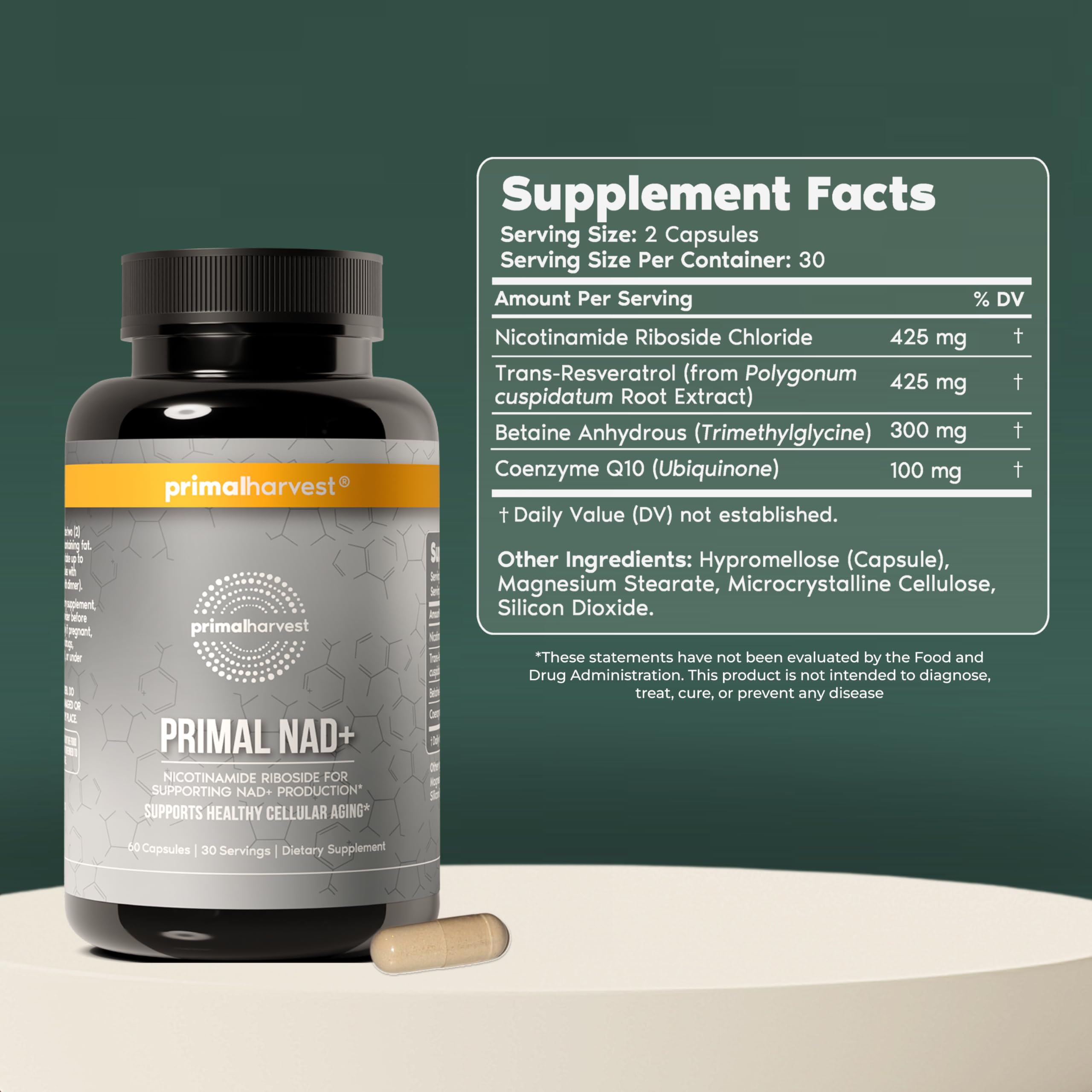 Capsulas de Primal Harvest NAD+ en primer plano para apoyo celular