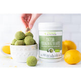 Primal Kitchen Matcha con Colágeno Latte Cetogénico taza de latte lista para disfrutar.