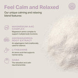 Proper-vaso-agua-mezcla-lavanda: bebida lista en agua para disfrutar en casa.