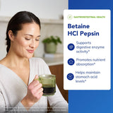 Pure Encapsulations Betaína HCl Pepsina, cápsulas close-up, soporte digestivo práctico.