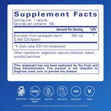 Pure Encapsulations Bromelain 2400, etiqueta frontal, destaca su uso diario para el cuidado digestivo.
