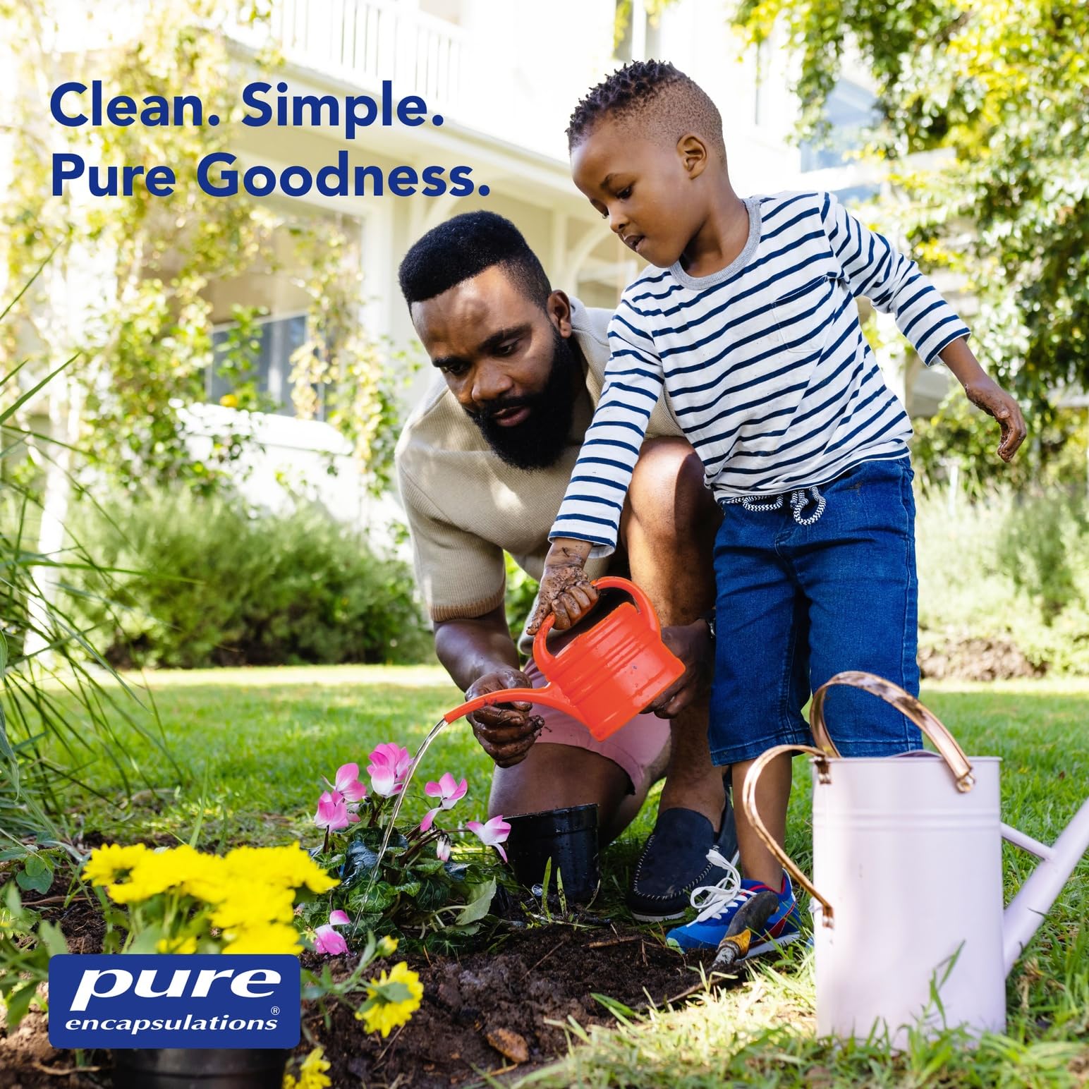 Pure Encapsulations Junior Nutrients, escena familiar, apoyo diario para niños y adolescentes.