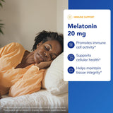 Cápsulas en la mano muestran la dosis estable de 20 mg para uso diario