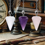 Conjunto de tres pendulos Qianyu para divinacion y ritual.
