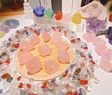 QINJIEJIE cuarzo rosa crudo, regalo único para amantes de cristales.