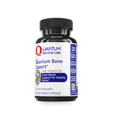 Quantum Nutrition Bone Health muestra una botella para apoyo óseo diario