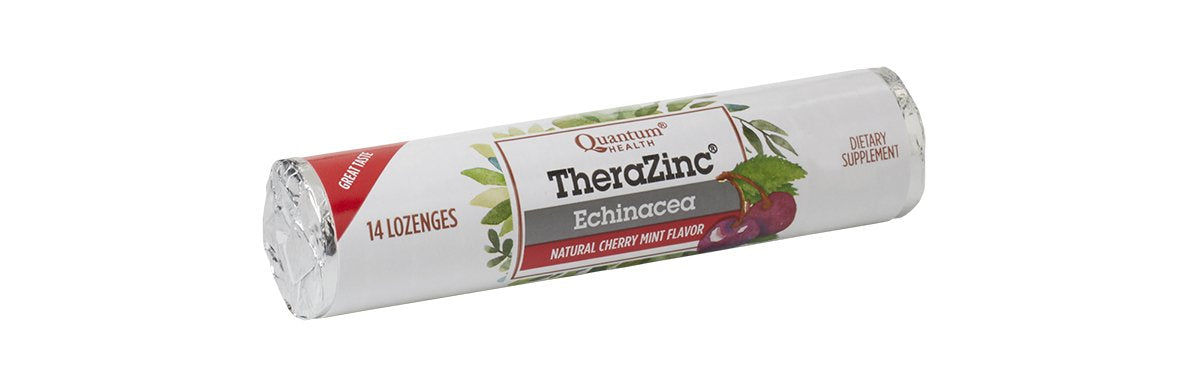 Conjunto de ingredientes naturales: echinacea, saúco y hierbas para sabor refrescante.