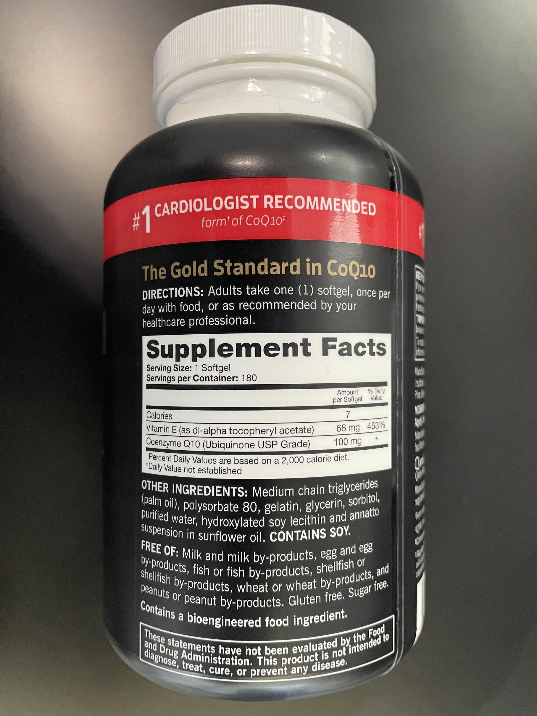 Qunol CoQ10 absorción 3x, potenciando la disponibilidad de CoQ10 para el cuerpo.