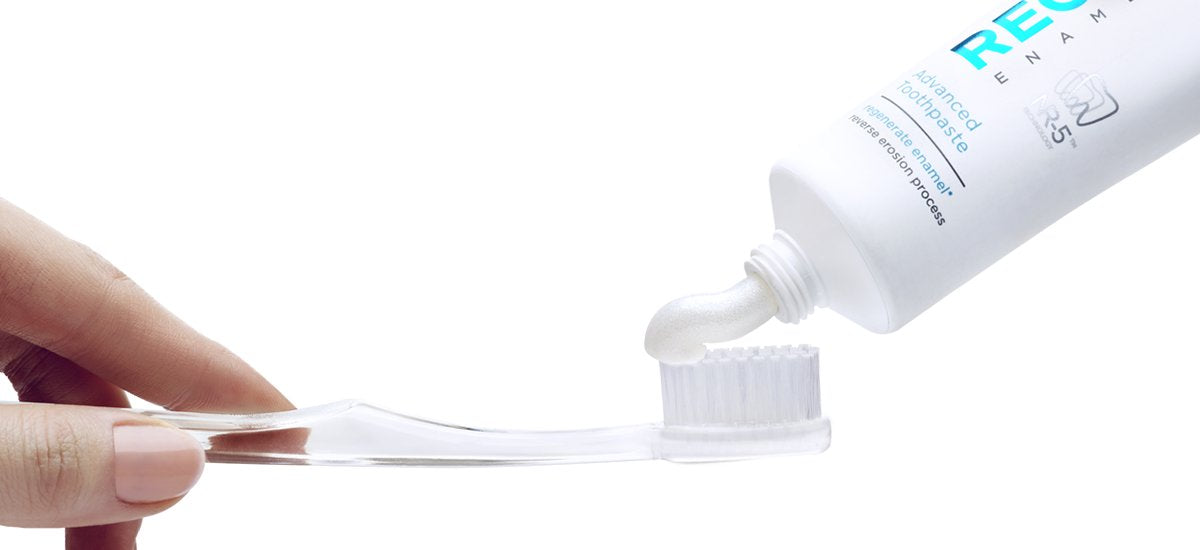 Regenerate pasta de dientes, textura cremosa apta para cepillado diario suave