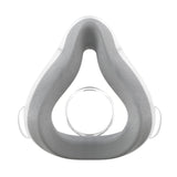 Cojín ResMed AirFit F20, vista frontal, ofrece ajuste cómodo durante la noche.