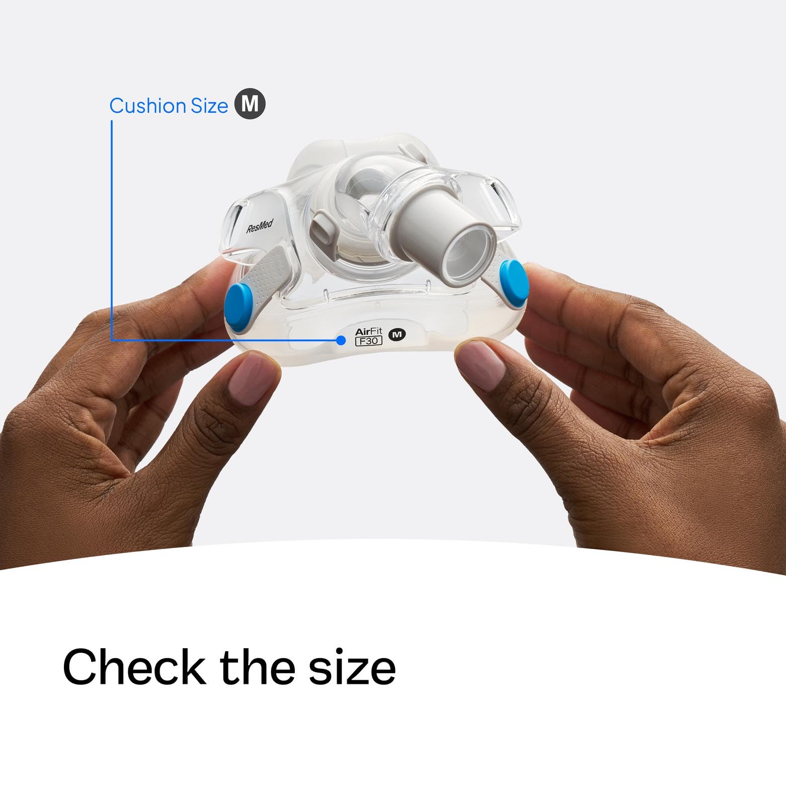 ResMed AirFit F30: codo conector para montaje estable y rápido.