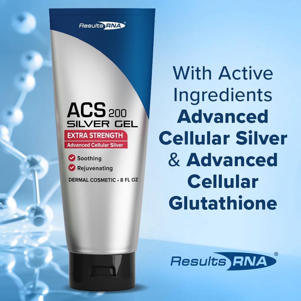 Aplicación facial suave con Results RNA ACS 200 para piel saludable.