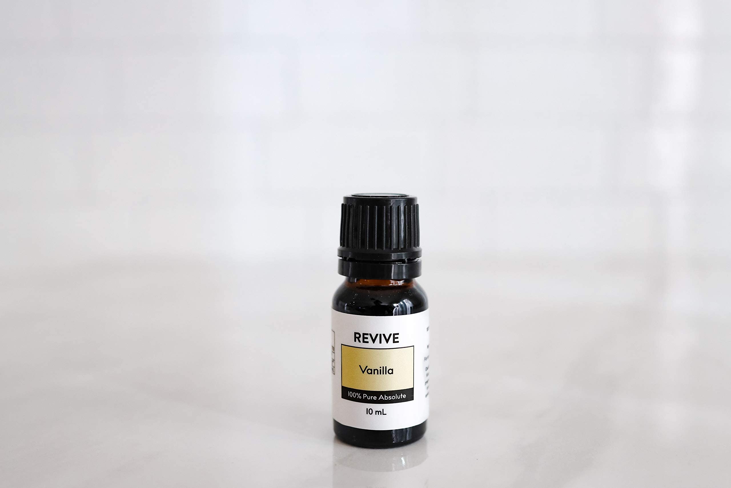 Vanilla REVIVEEO en difusor, gotas para ambiente calmante.