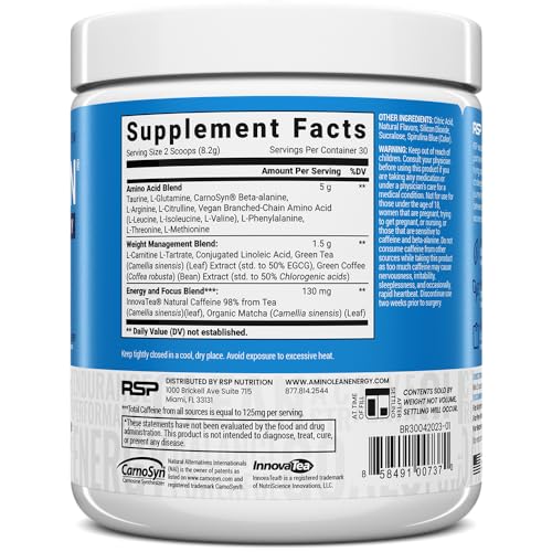 AminoLean mezcla polvo con agua para energía limpia durante la sesión.