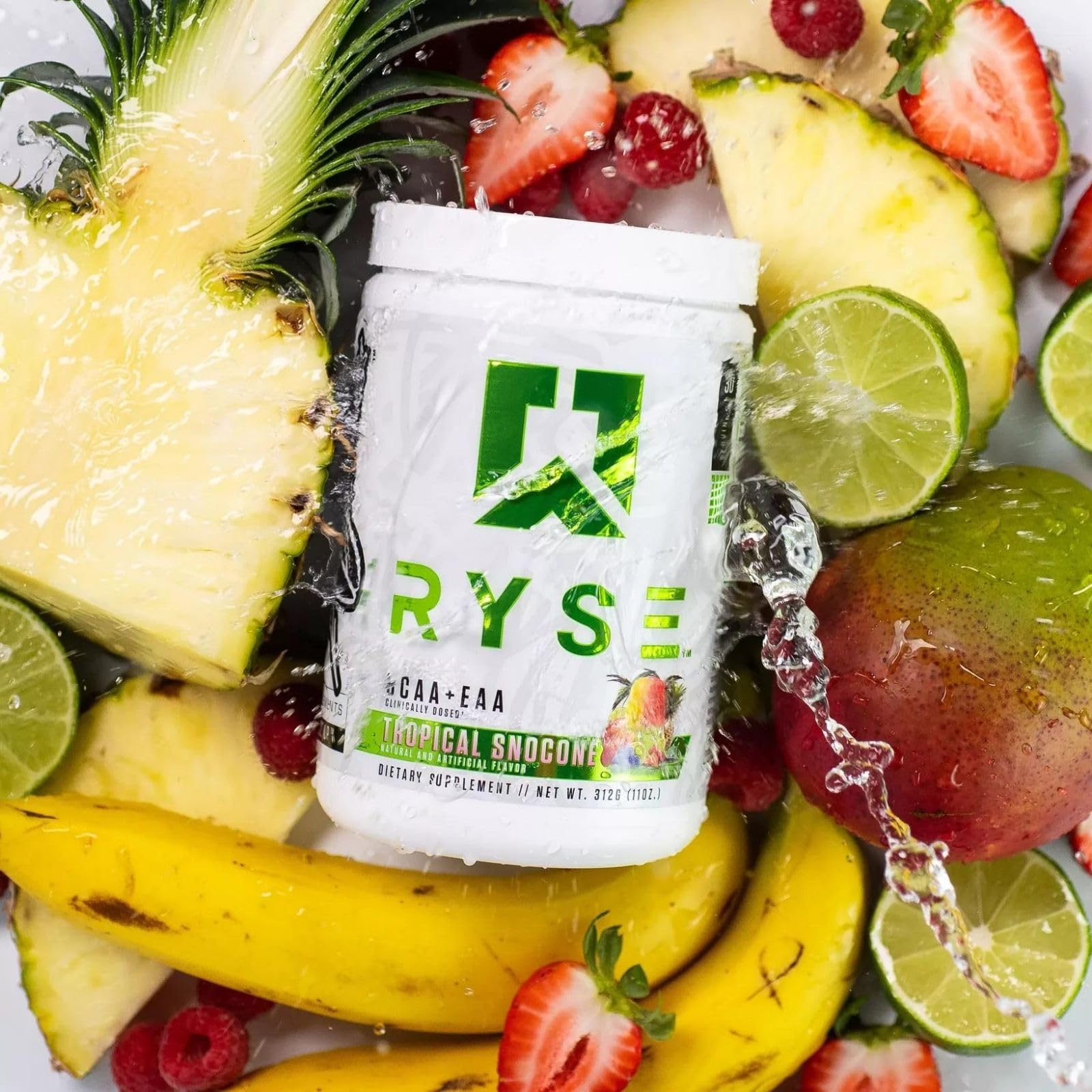 RYSE BCAA EAA Tropical SnoCone en empaque práctico para cada entrenamiento.