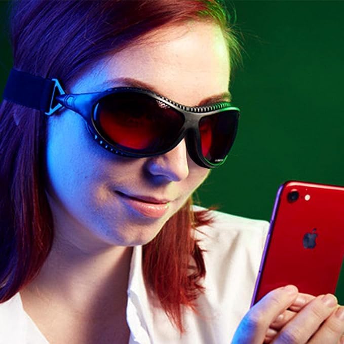 SafetyBlue gafas rojas para dormir, perfectas para viajeros y descansos diurnos.