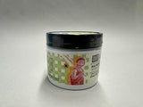 SALLYEANDER crema antipicaduras aplicada en pierna, protección para caminatas.