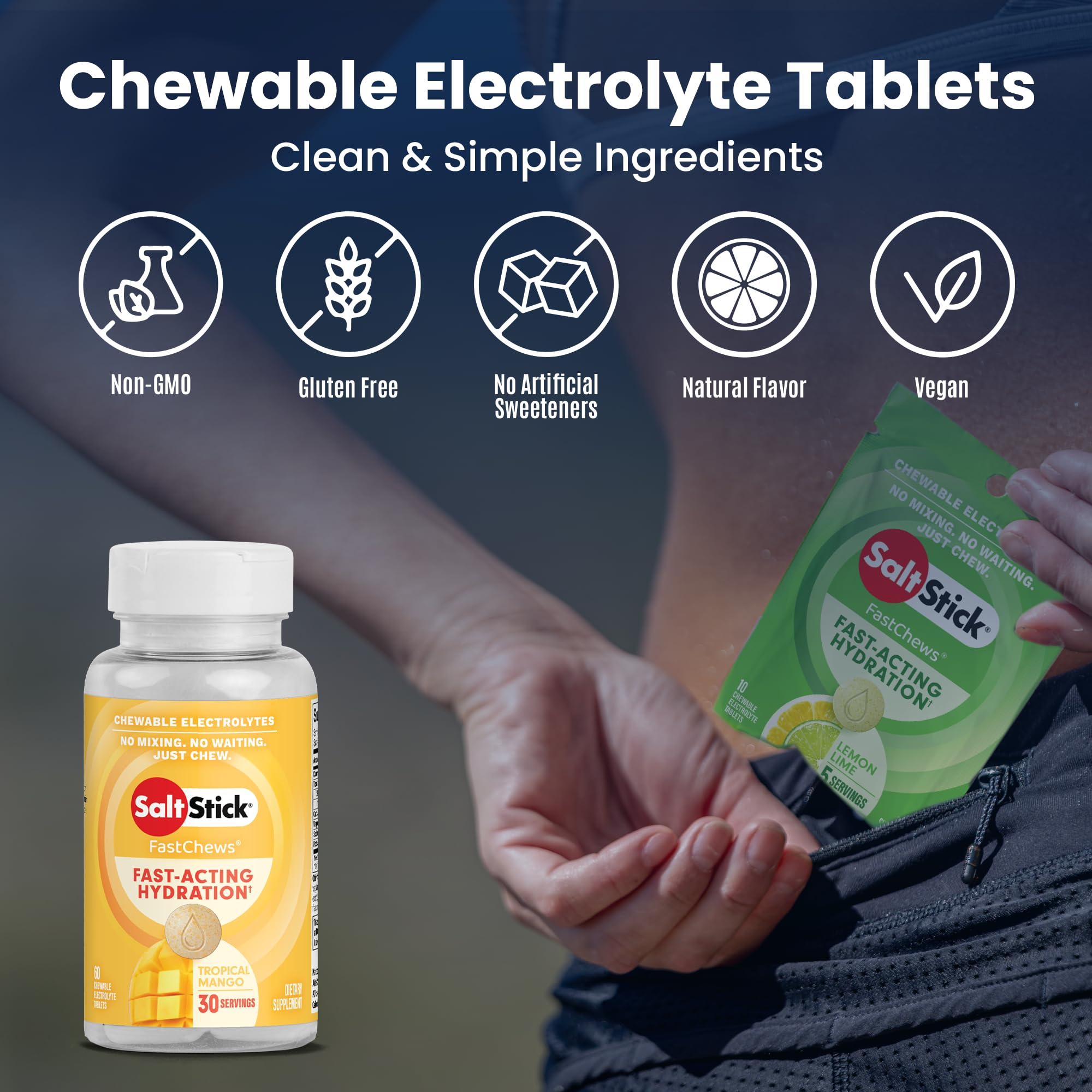 SaltStick FastChews mango en uso durante running al aire libre.