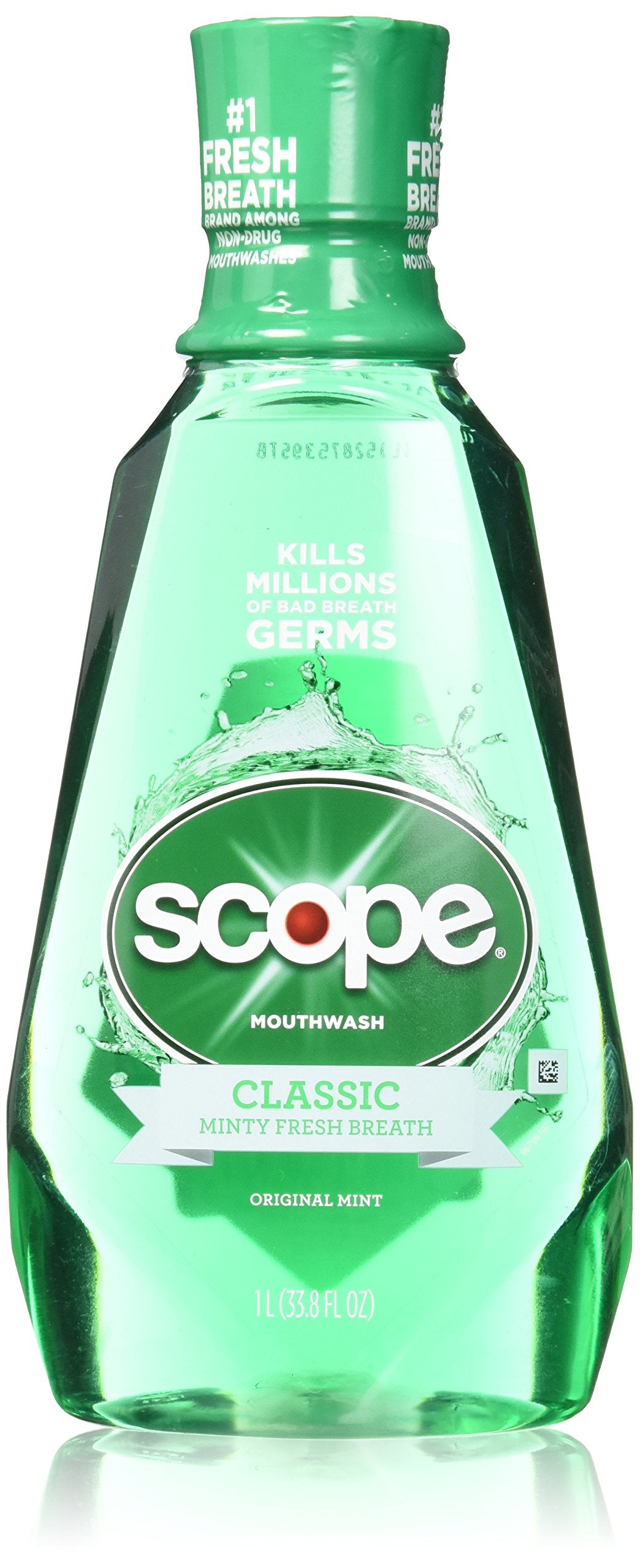 Scope Enjuague Bucal Original Menta, botella vertiendo, refresca la boca y combate el mal aliento.