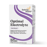 Seeking Health Electrolyte Sticks sabor frutos rojos, bote volcando para hidratación rápida durante entreno