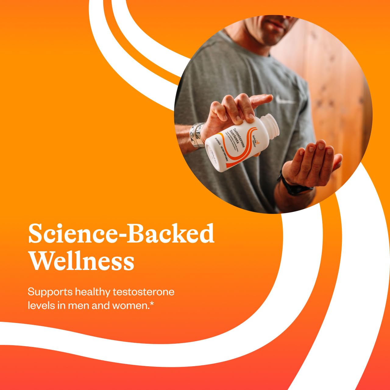 Mano sosteniendo frasco Seeking Health Testosterone Nutrients para equilibrio hormonal