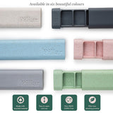 Pillar Plus, diseño ecoamigable en verde salvia para uso diario.