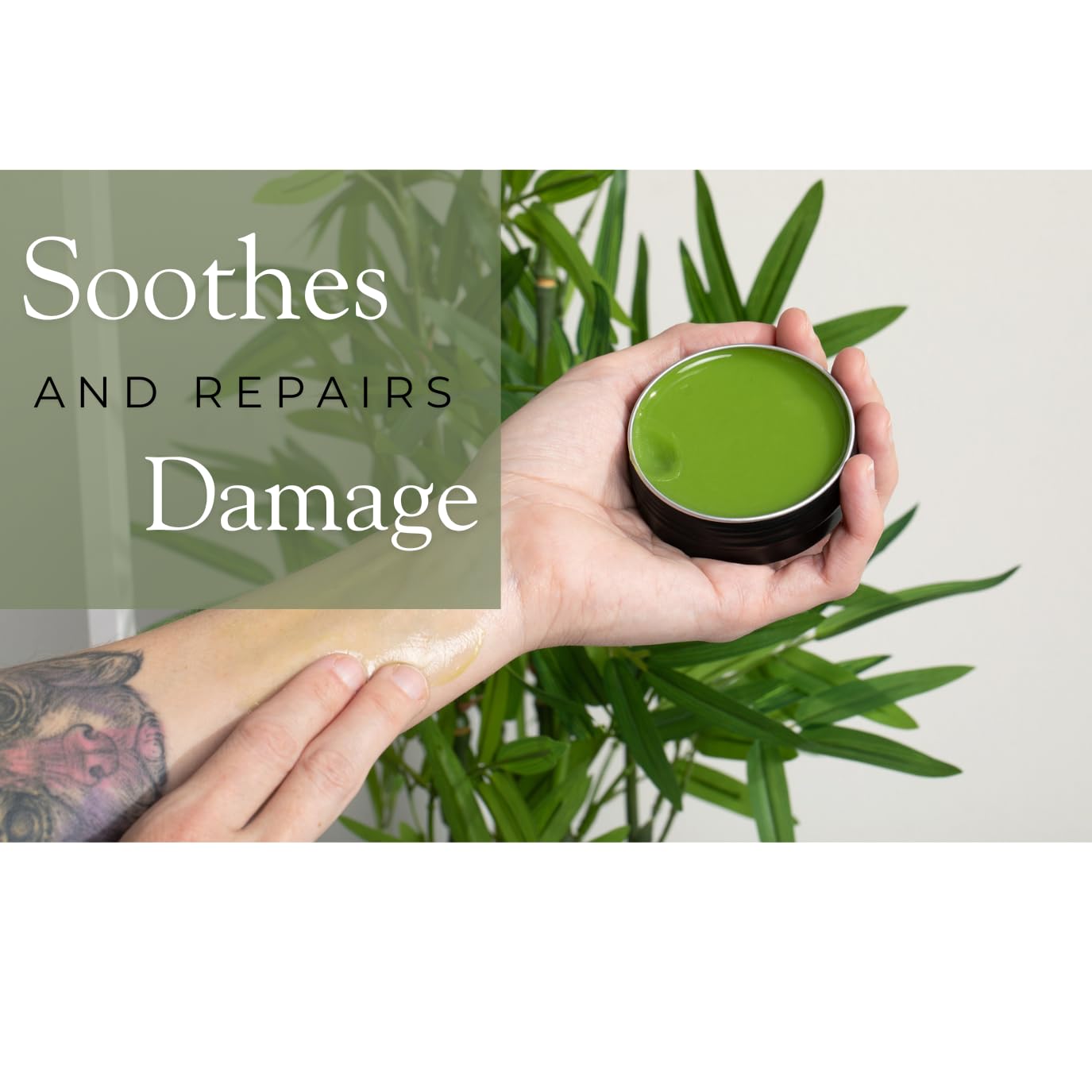 Serendipitous Summer Farms Comfrey Salve, manos aplicando en zona muscular tras entreno.