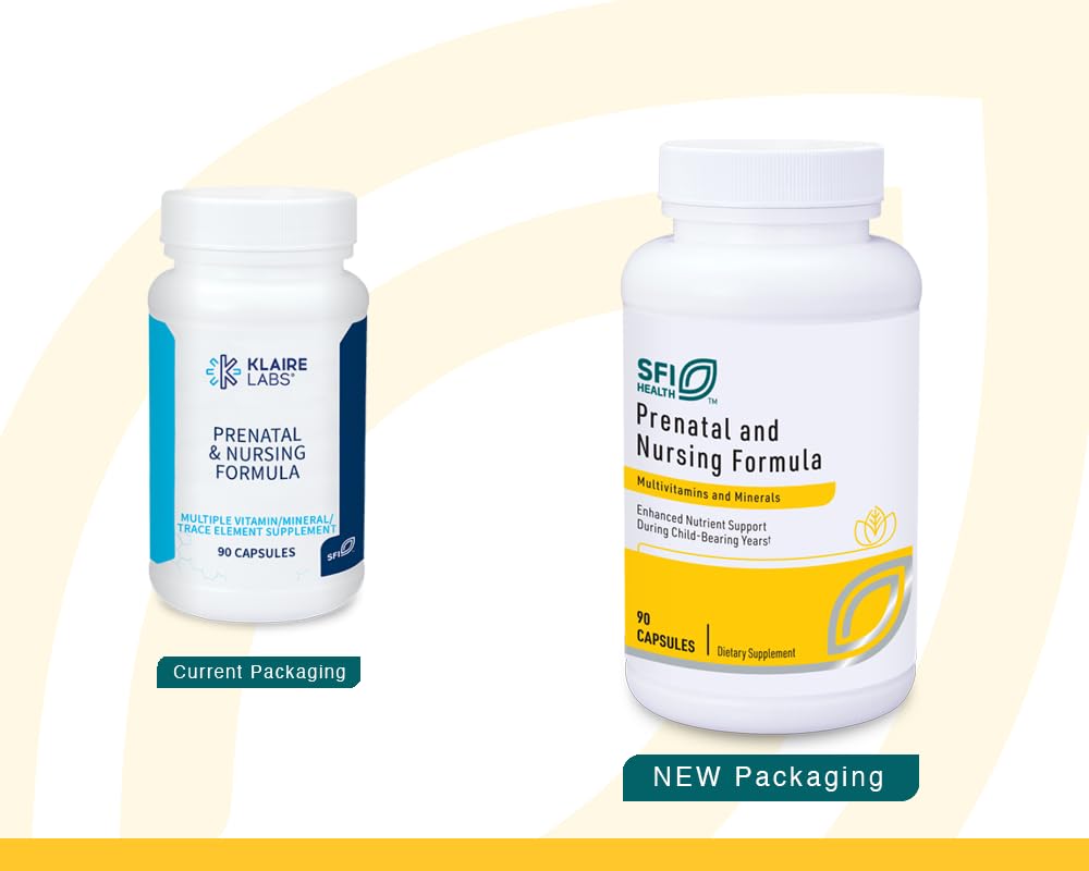 Cápsulas del Prenatal SFI Health Klaire Labs en la palma, fácil de tragar.
