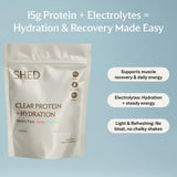 Proteína Clara Shed Nutrition con cuchara medidora para porción precisa
