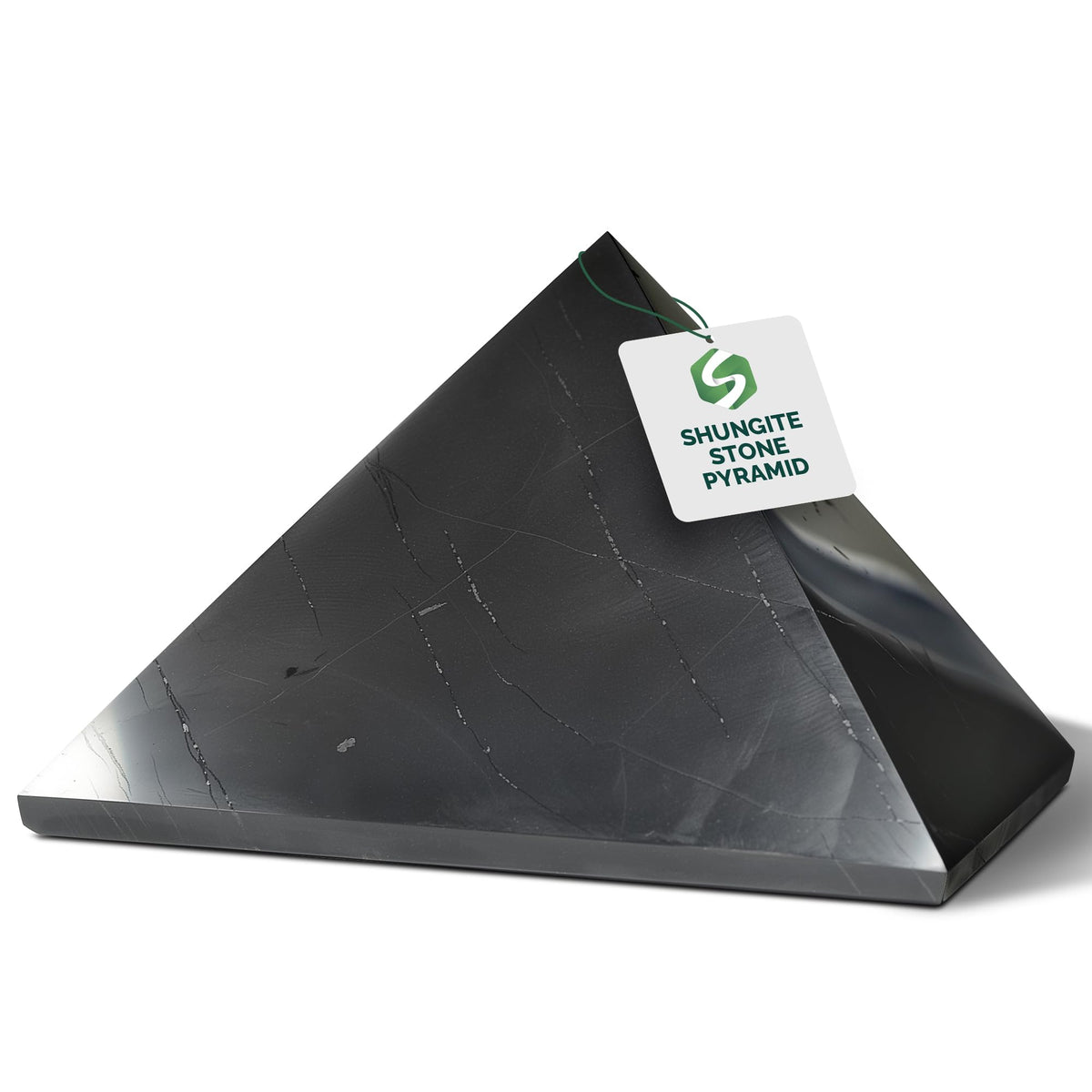 Piramide pulida Shungite World 120 mm para centrado y enfoque espiritual.
