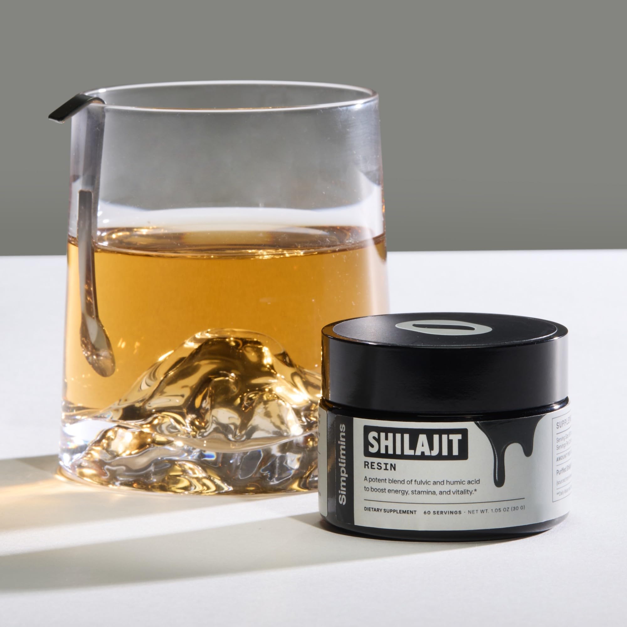 Simplimins Shilajit Resin apoyo al bienestar mental y enfoque.