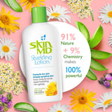 Aplicación en la mano con Skin MD Shielding Lotion para confort diario.