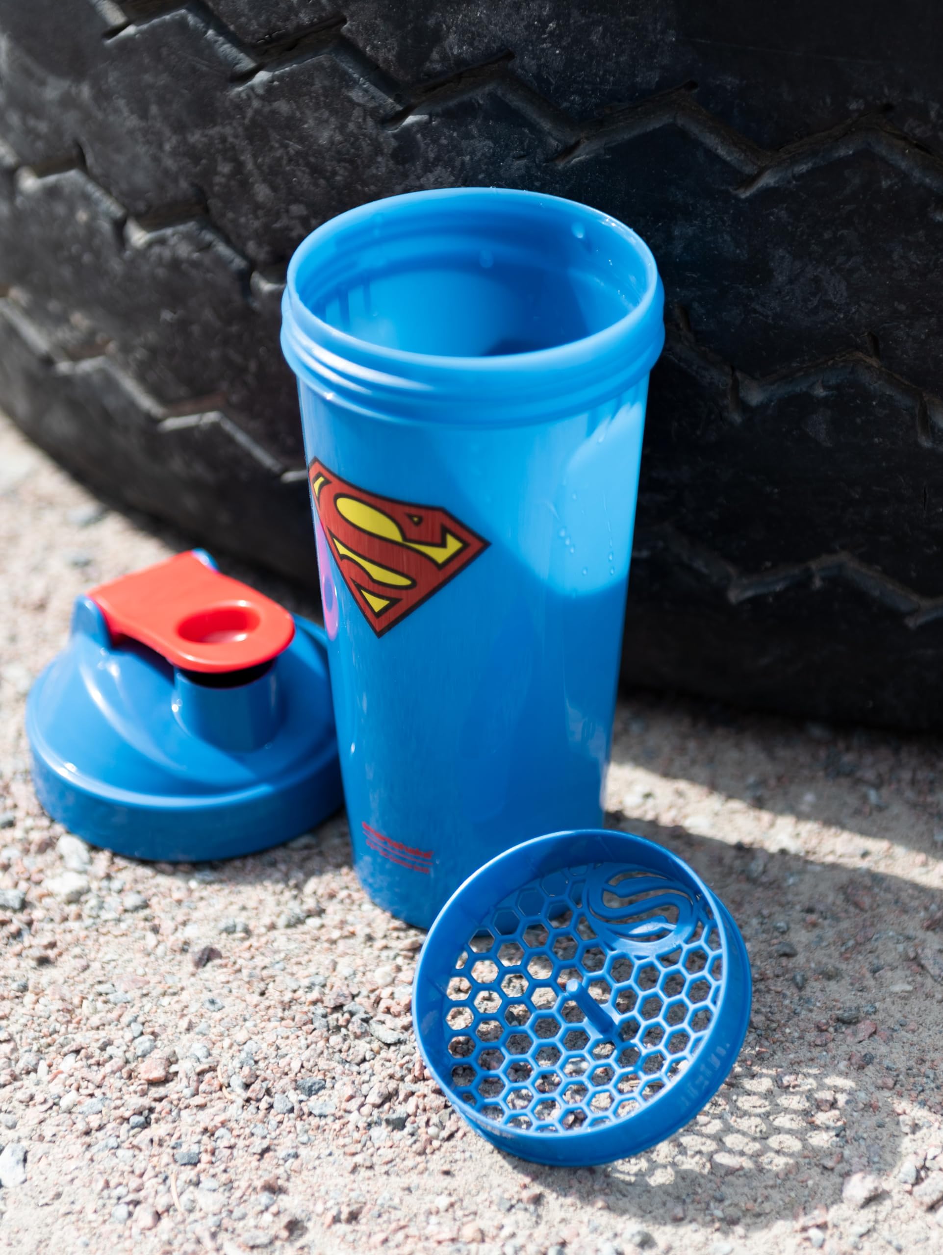 Diseño azul de SmartShake Lite Superman para uso en gimnasio y día a día