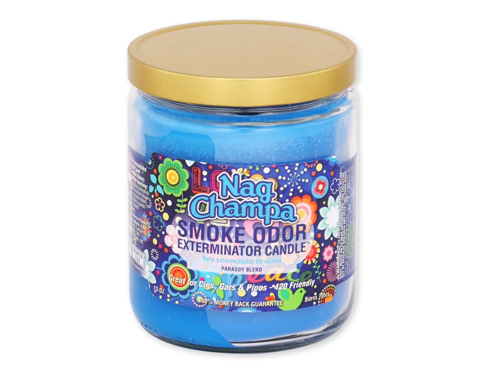 Smoke Odor Exterminator Nag Champa vela de 13 onzas en ambiente: perfuma y neutraliza olores.