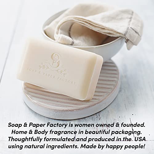 Soap & Paper Factory Roland Pine difusor en casa crea ambiente fresco y festivo.